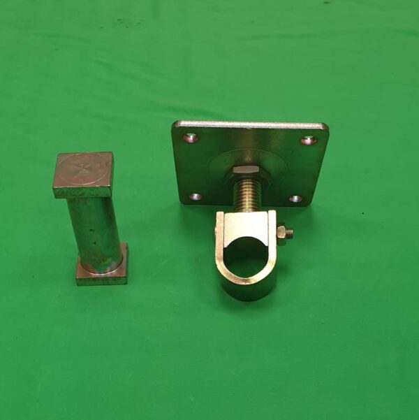 CR35P Rolling Center Wrap Around Hinge With T35/80 Pivot